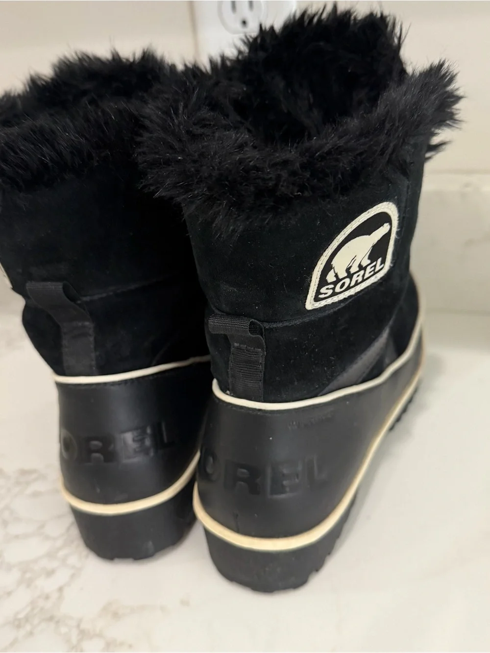 Sorel Tivoli IV Boots Women's 9 Black Suede Fleece Lined Waterproof Winter Warm